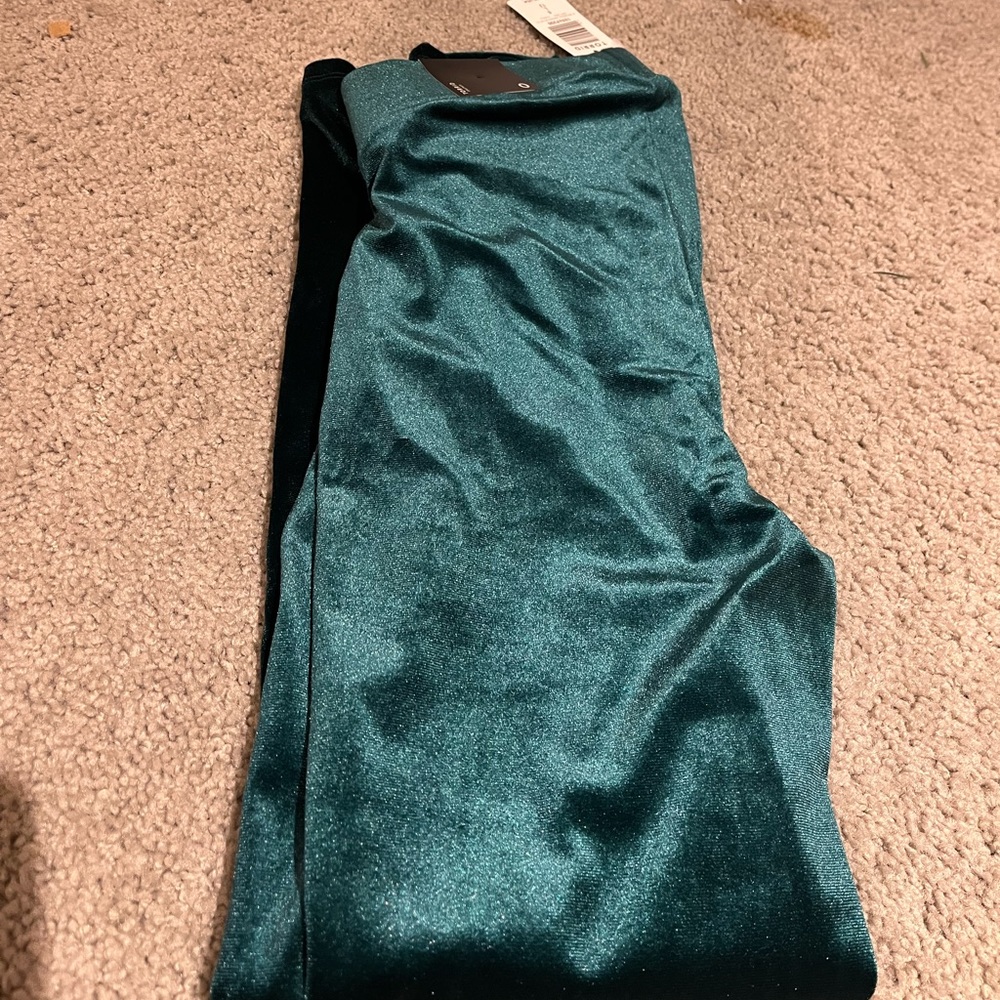 Torrid green velvet leggings